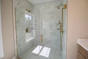 474 Blane Cir, Pembroke, NH 03275 - Photo 13