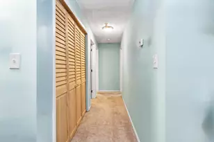 213 Abbott Farm Ln, Hudson, NH 03051 - Photo 13