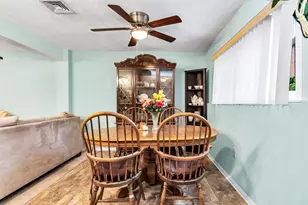 213 Abbott Farm Ln, Hudson, NH 03051 - Photo 9