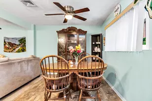 213 Abbott Farm Ln, Hudson, NH 03051 - Photo 9