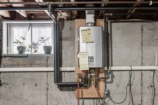 139 Michigan Ave, Manchester, NH 03104 - Photo 35