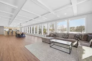 61 Crescent Dr, Barnstead, NH 03225 - Photo 1