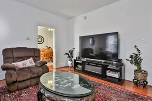 97 Dearborn St, Manchester, NH 03103 - Photo 11