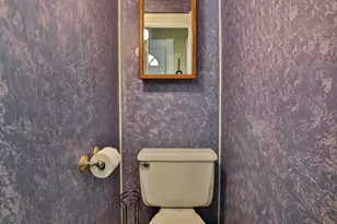 97 Dearborn St, Manchester, NH 03103 - Photo 17