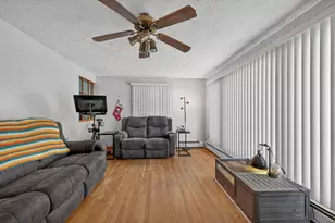 21 Parkhurst Dr, Nashua, NH 03062 - Photo 5