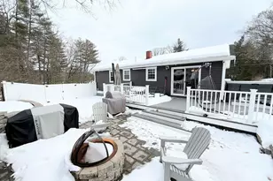 15 Dover St, Nashua, NH 03063 - Photo 39