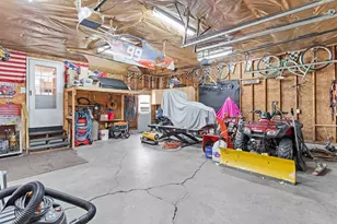 365 Deerfield Rd, Allenstown, NH 03275 - Photo 35