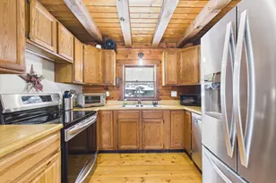 51 Pleasant St, Marlborough, NH 03455 - Photo 5