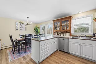 15 Joanne Dr, Hooksett, NH 03106 - Photo 11