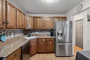 14 Turnbuckle Ln, Merrimack, NH 03054 - Photo 5