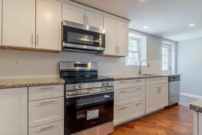 33 Linden Street, Rochester, NH 03867 - Photo 3