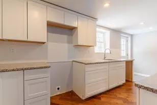 33 Linden St, Rochester, NH 03867 - Photo 9