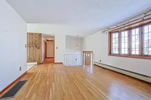 141 Donahue Dr, Manchester, NH 03103 - Photo 7