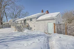 141 Donahue Dr, Manchester, NH 03103 - Photo 27