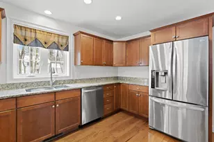 9 Maple Ave, Goffstown, NH 03045 - Photo 15