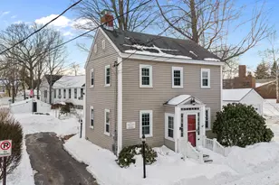 10 Maple St, Exeter, NH 03833 - Photo 3