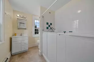 10 Maple St, Exeter, NH 03833 - Photo 17