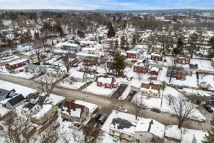 63 Tampa St, Nashua, NH 03064 - Photo 3