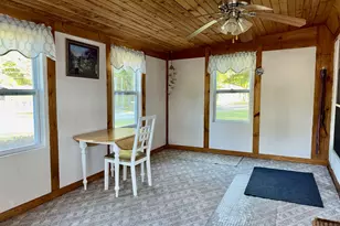 56 Nelson St, Salem, NH 03079 - Photo 5