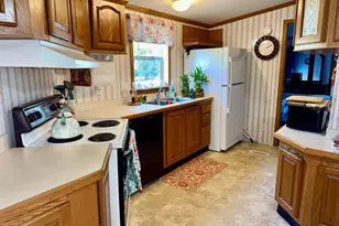 56 Nelson St, Salem, NH 03079 - Photo 9