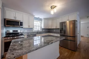 31 Tami Ln, Epping, NH 03042 - Photo 3