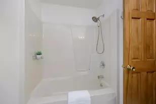 7 Birchbrook St, Hanover, NH 03755 - Photo 27