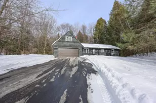 13 Van Ger Dr, Bow, NH 03304 - Photo 1