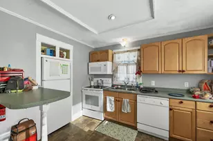 2 Waukewan Ave, Meredith, NH 03253 - Photo 17