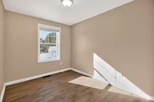 1 W Meadow Ct, Milford, NH 03055 - Photo 11