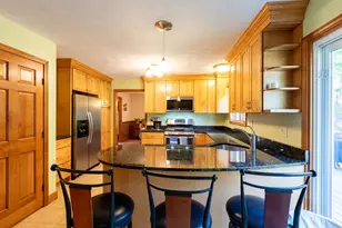 10 Lund Dr, Hudson, NH 03051 - Photo 7