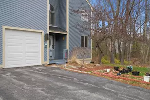 47 Drew Woods Dr, Derry, NH 03038 - Photo 45