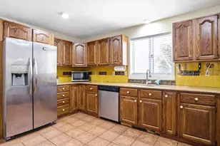47 Drew Woods Dr, Derry, NH 03038 - Photo 19