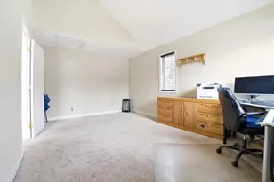 47 Drew Woods Dr, Derry, NH 03038 - Photo 23