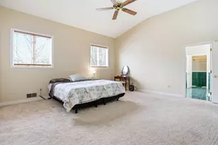 47 Drew Woods Dr, Derry, NH 03038 - Photo 17