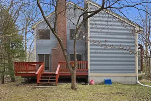 47 Drew Woods Dr, Derry, NH 03038 - Photo 7