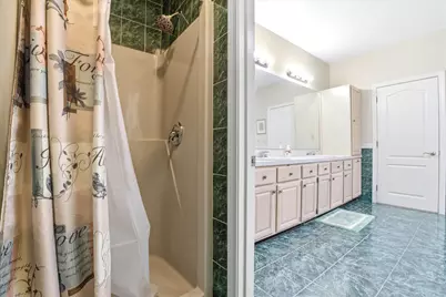 47 Drew Woods Drive, Derry, NH 03038 - Photo 21