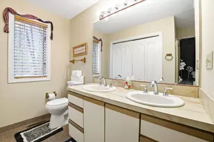 47 Drew Woods Dr, Derry, NH 03038 - Photo 35