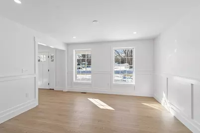 8 Meadowbrook Drive, Nashua, NH 03062 - Photo 7