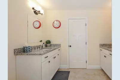 11 Rockingham Road #Unit H, Auburn, NH 03032 - Photo 35