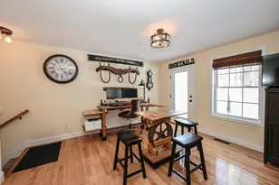 11 Rockingham Rd, Auburn, NH 03032 - Photo 5