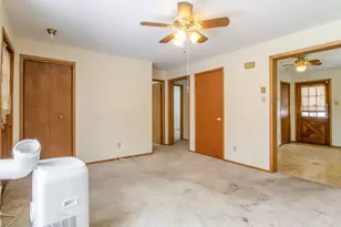 344 Main St, Plaistow, NH 03865 - Photo 11