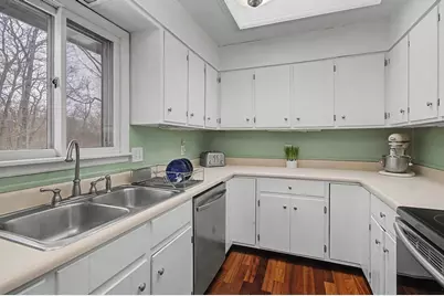 14 Skyline Drive, Essex, VT 05452 - Photo 17