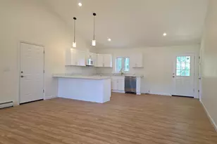 3 Magnolia Way, Keene, NH 03431 - Photo 3