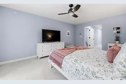 237 Woodview Way, Manchester, NH 03102 - Photo 21