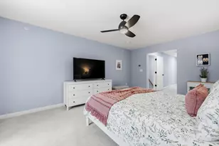 237 Woodview Way, Manchester, NH 03102 - Photo 21