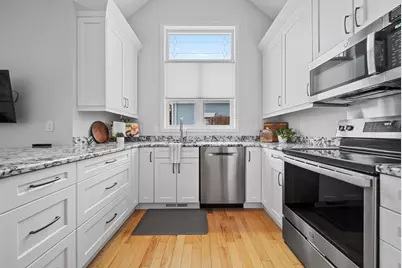 10 Houston Drive #10, Nashua, NH 03062 - Photo 3