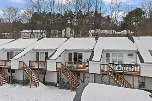 883 Mammoth Rd, Manchester, NH 03104 - Photo 7