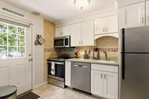 777 Middle Rd, Portsmouth, NH 03801 - Photo 5