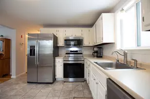 106 N Lowell Rd, Windham, NH 03087 - Photo 11