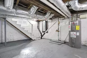 466 S Beech St, Manchester, NH 03103 - Photo 25
